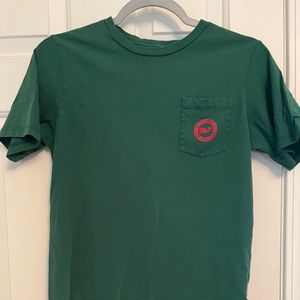 Vineyard vines boys ss tshirt.  Large